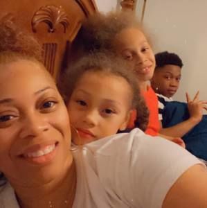 Meet your Posher, Honey